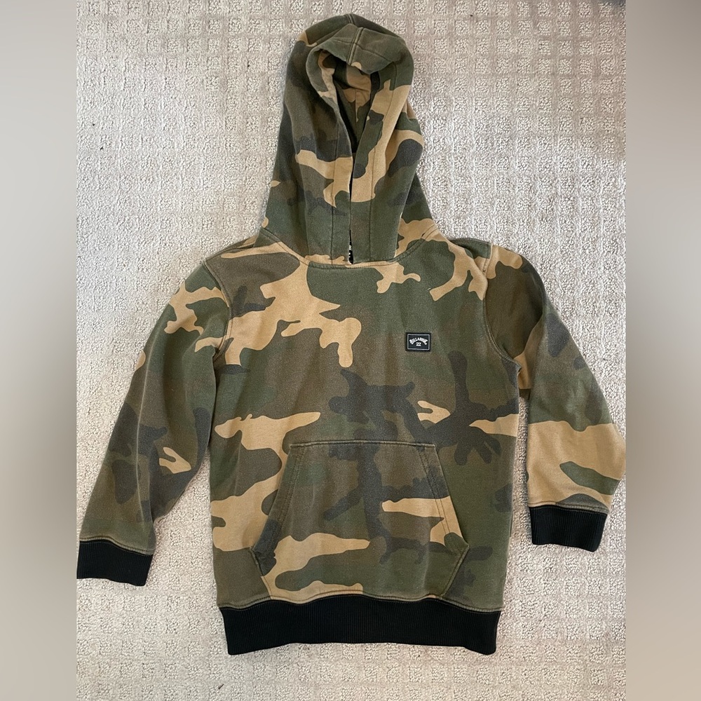 Boys billabong camouflage hoodie